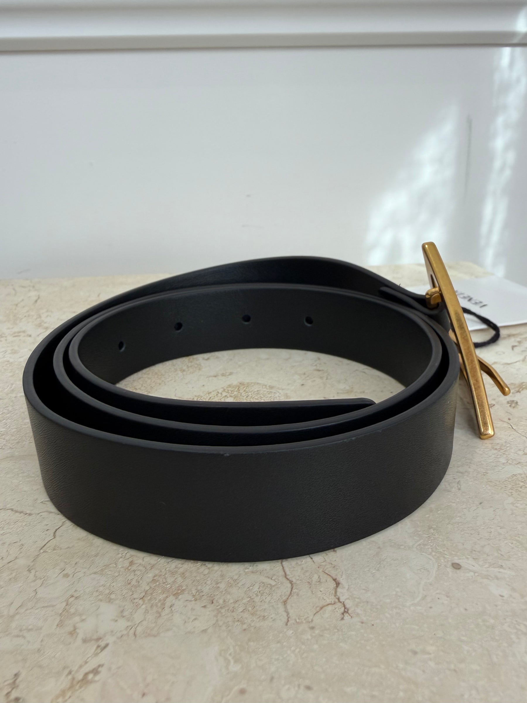 Bottega Veneta Black Leather Triangle Belt, 80