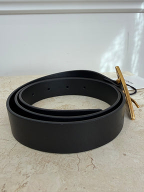 Bottega Veneta Black Leather Triangle Belt, 80