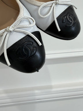 Chanel White and Black Leather Ballet Flats, 37.5