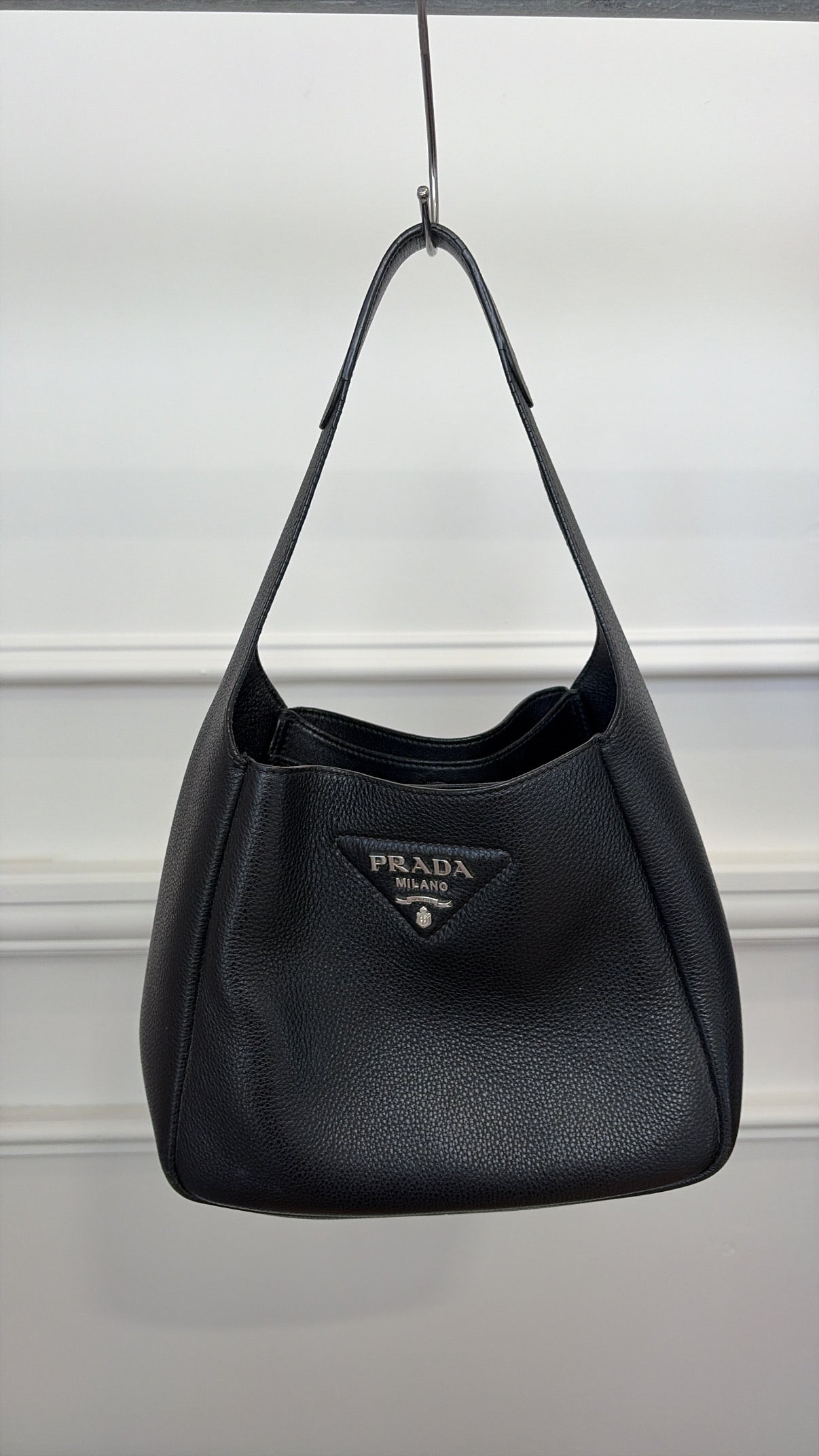 Prada Black Leather Dynamique Shoulder Hobo