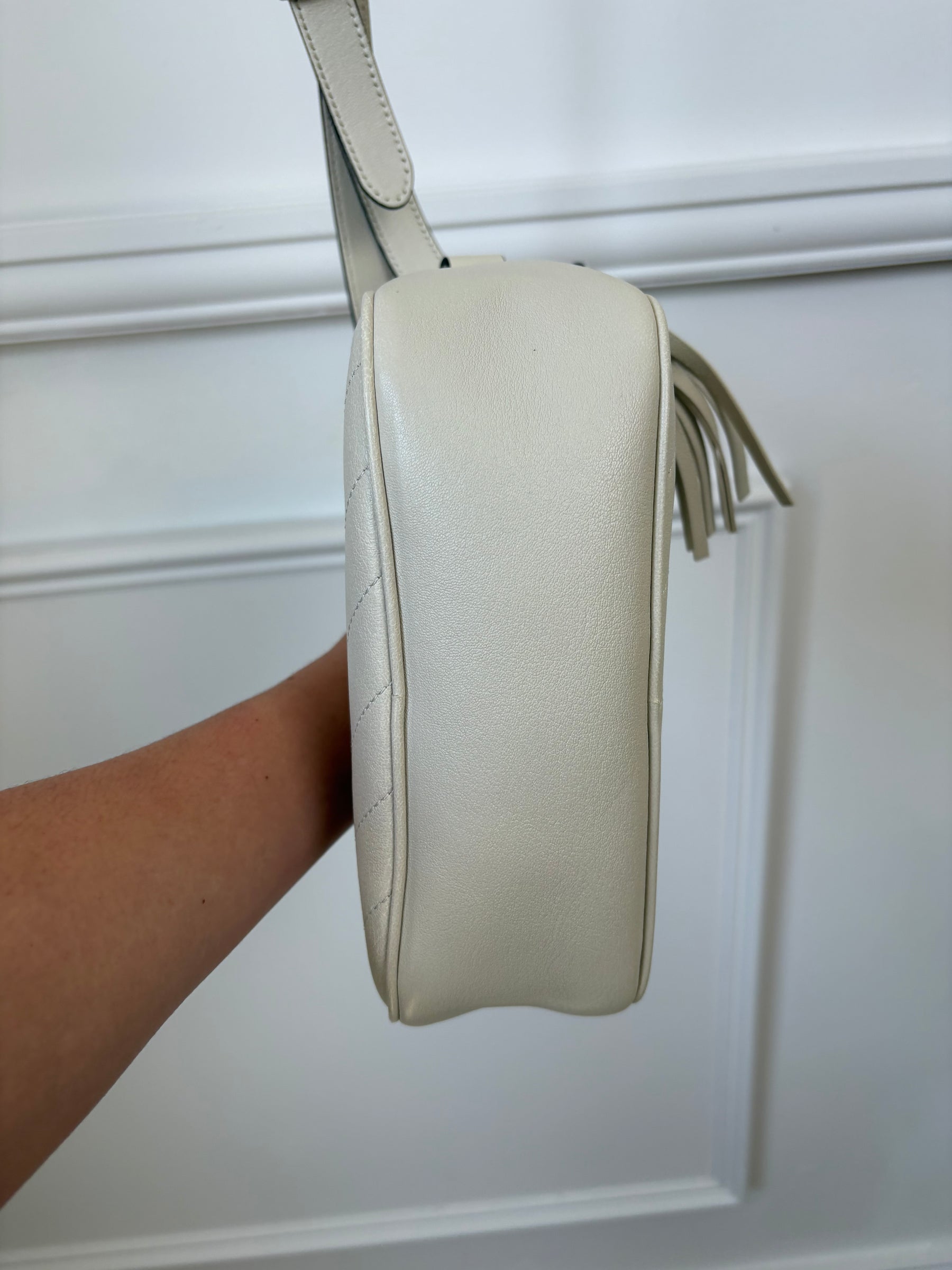 Gucci Cream Leather Blondie Logo Camera Bag
