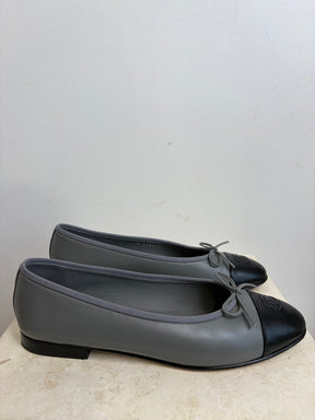 Chanel Grey Black Ballet Flats, 40C