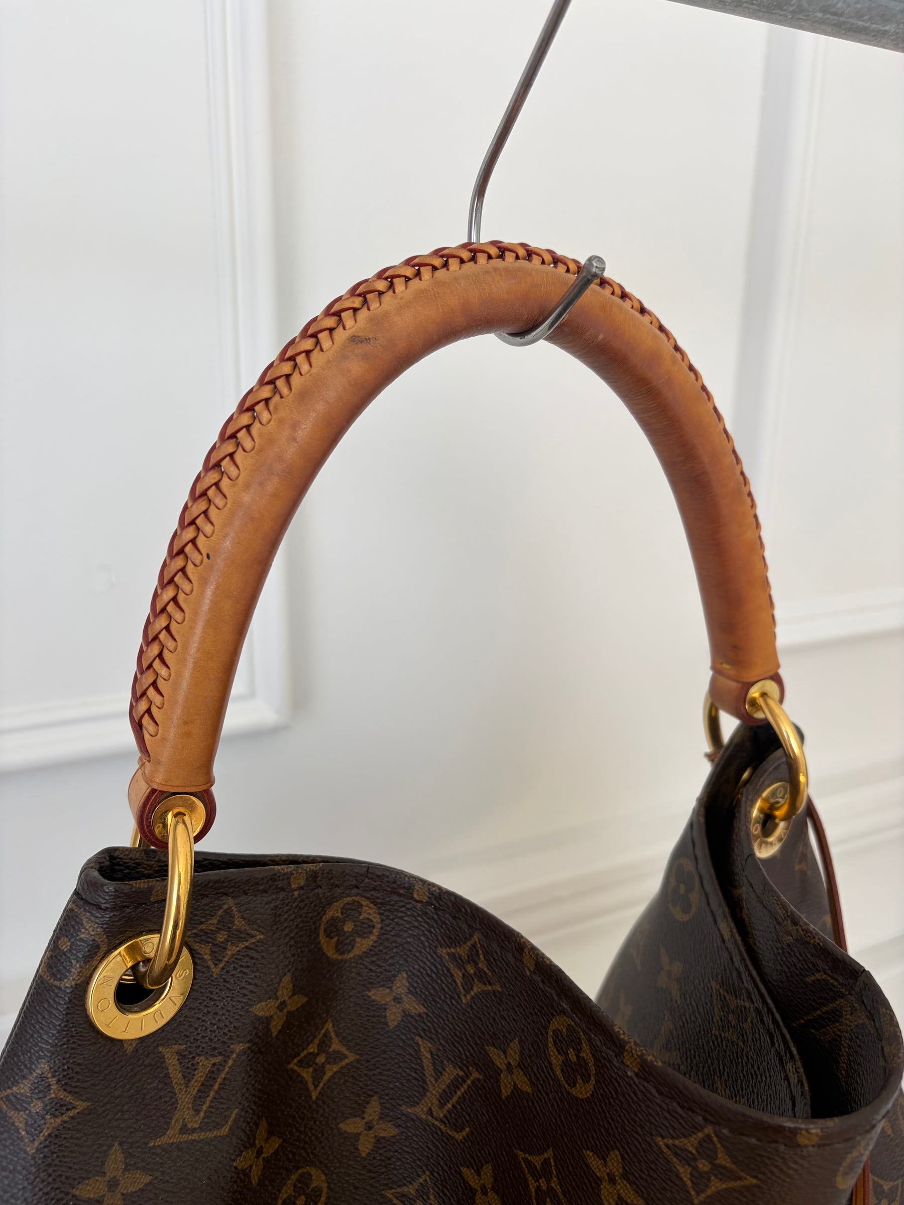 Louis Vuitton Canvas Monogram Artsy Bag