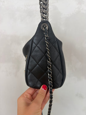 Chanel Black Calfskin Chain Signature Hobo Bag