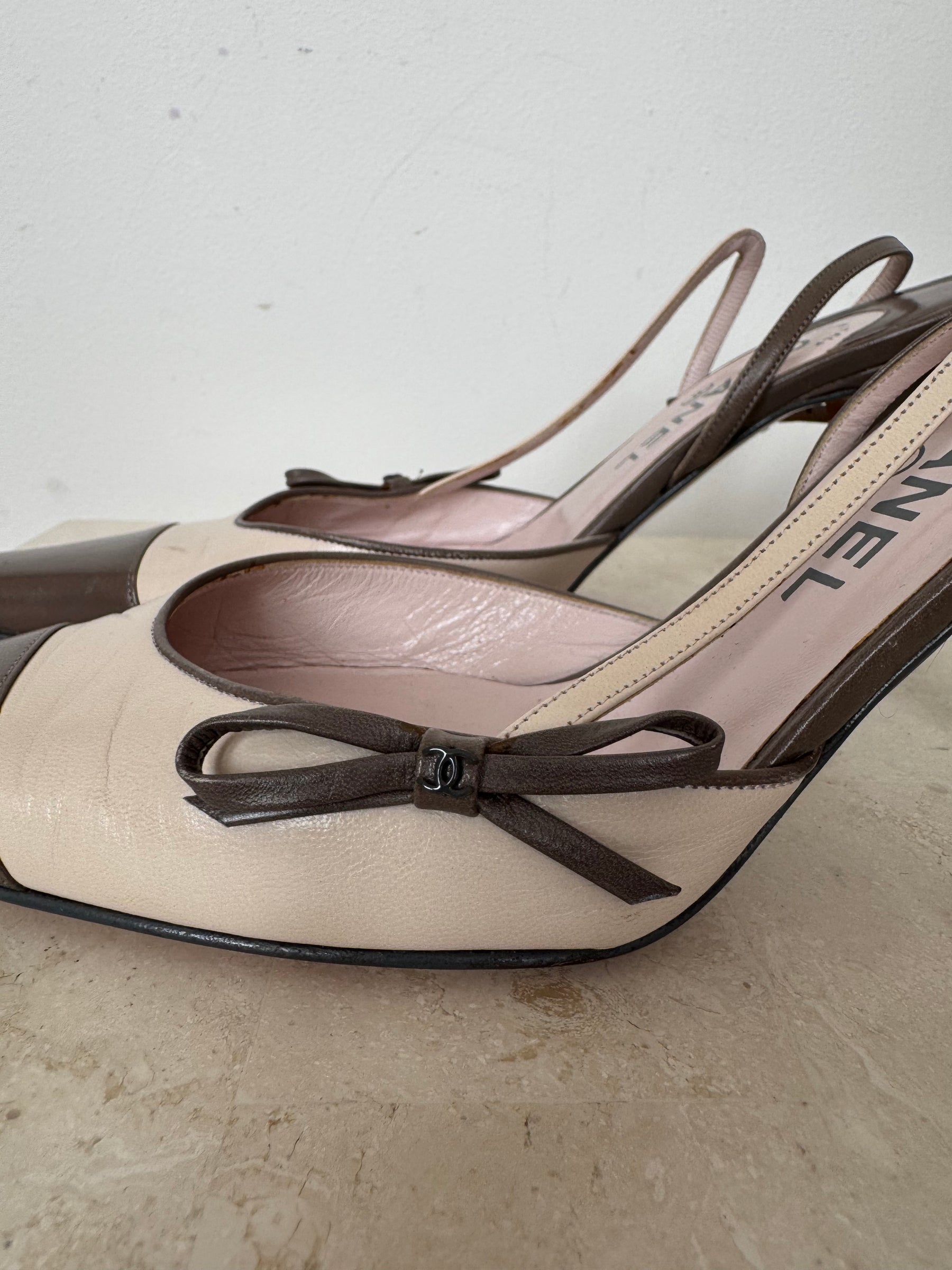 Chanel Taupe and Cream leather Pointed Bow Slingback, 38.5