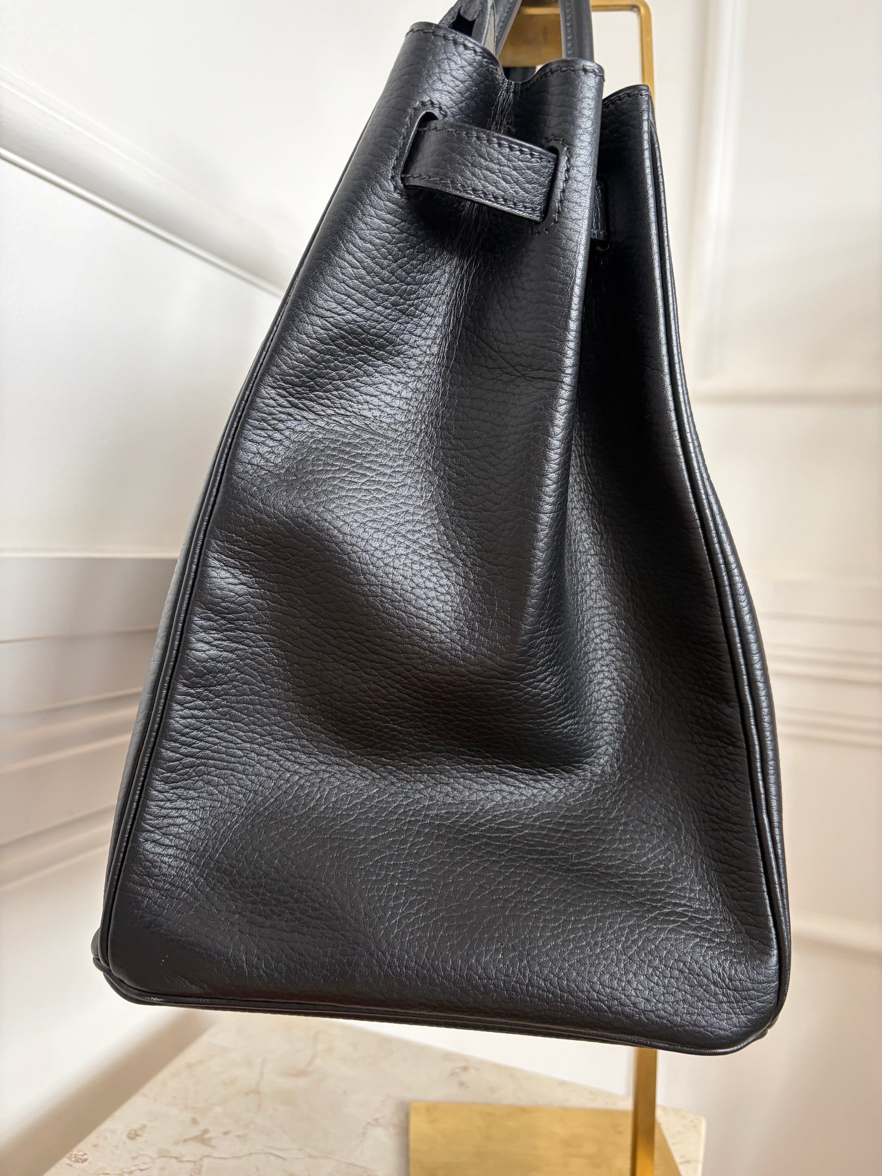 Hermès Birkin 40 in Noir Courchevel Leather