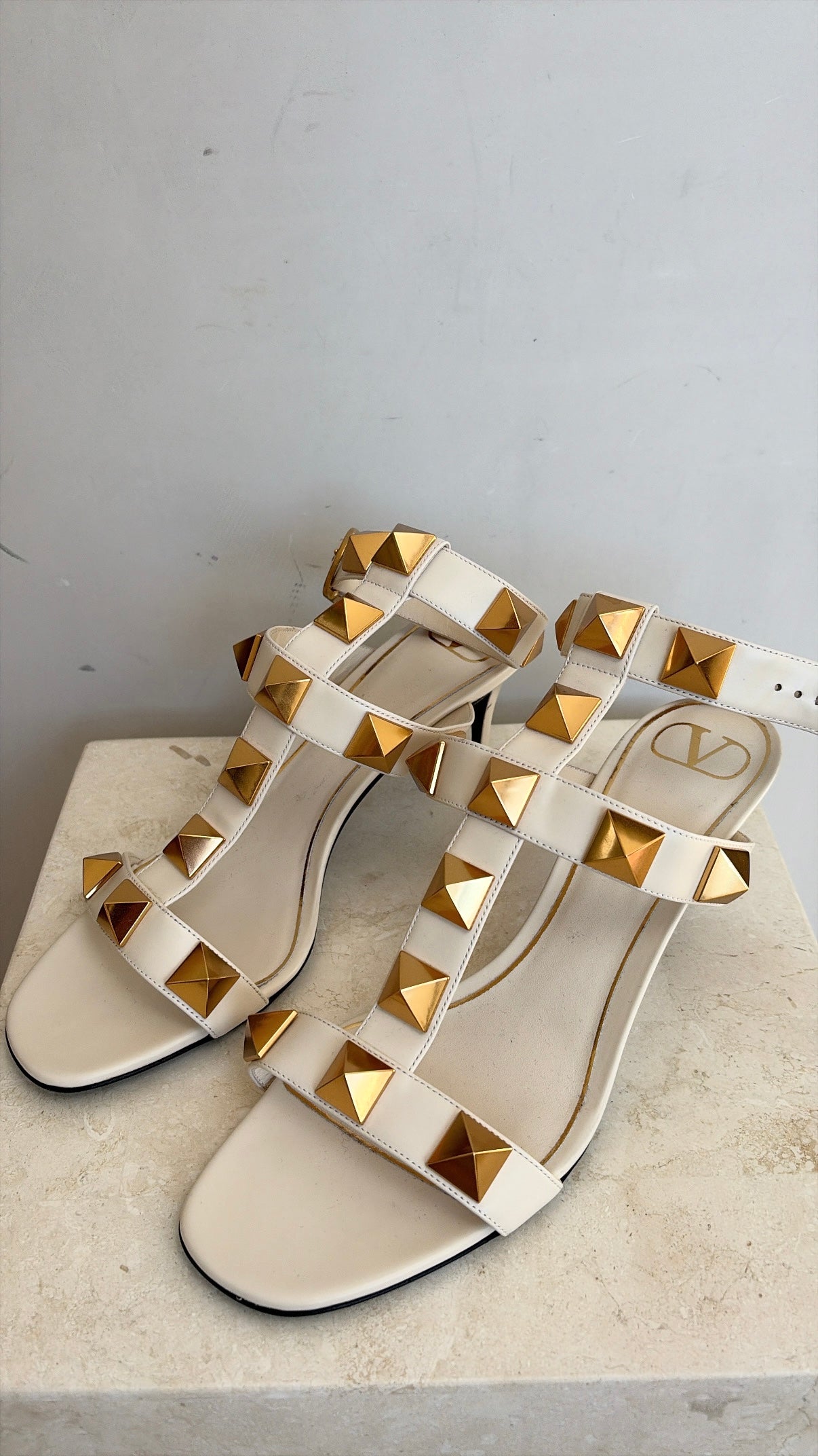 Valentino Garavani Cream Leather Roman Stud Heels, 41