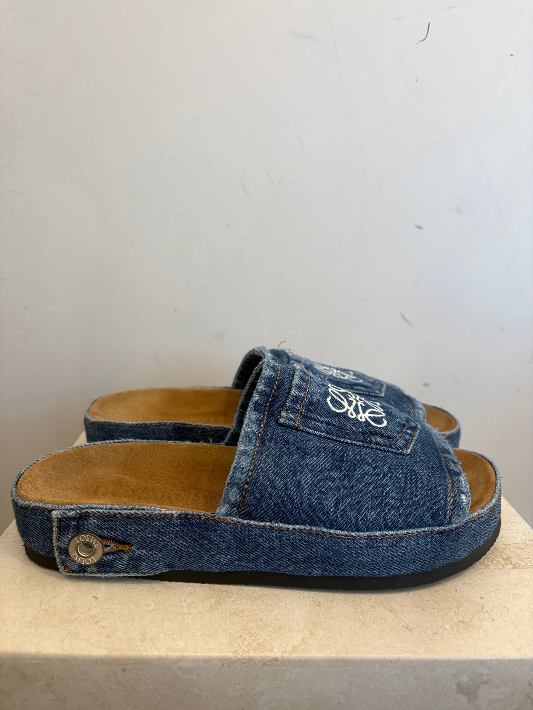 Loewe Destroyed Slide Washed Denim, 38
