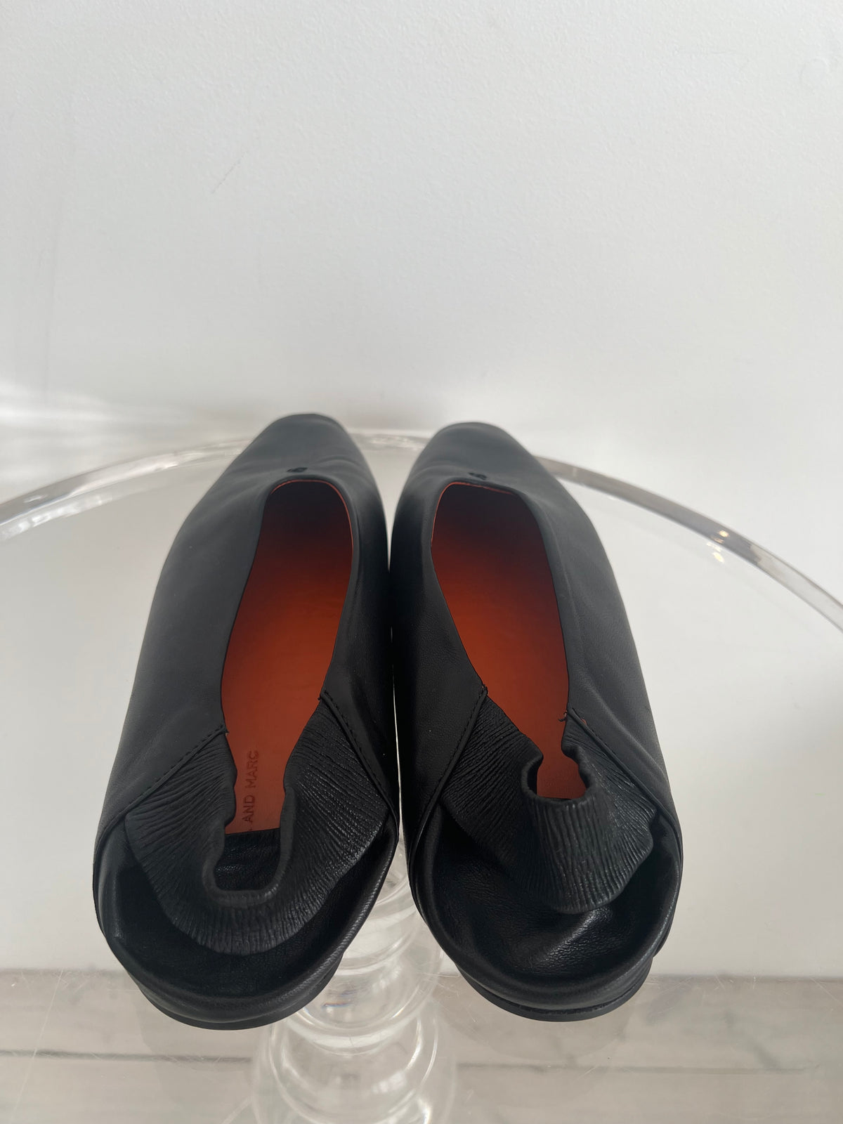 Camilla and Marc Black Leather Slingback Flats, 39