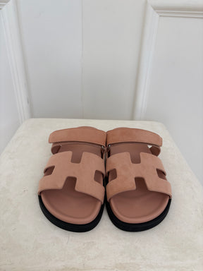 Hermès Blush Suede Chypre Sandals, 37