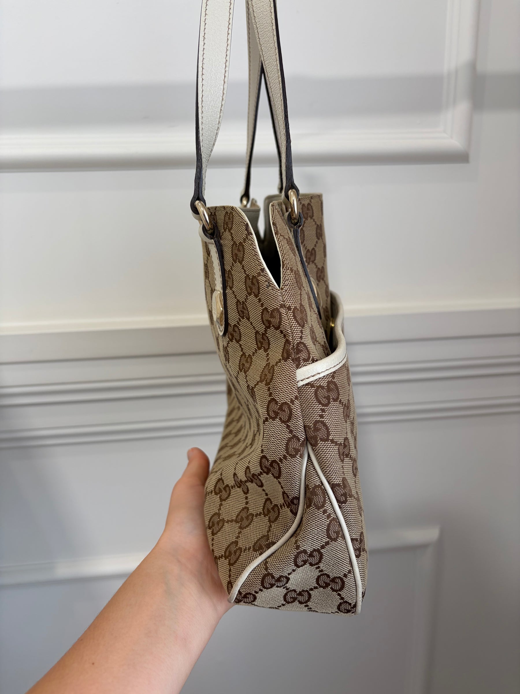 Gucci Charmy Canvas Monogram And White Leather Shoulder Bag