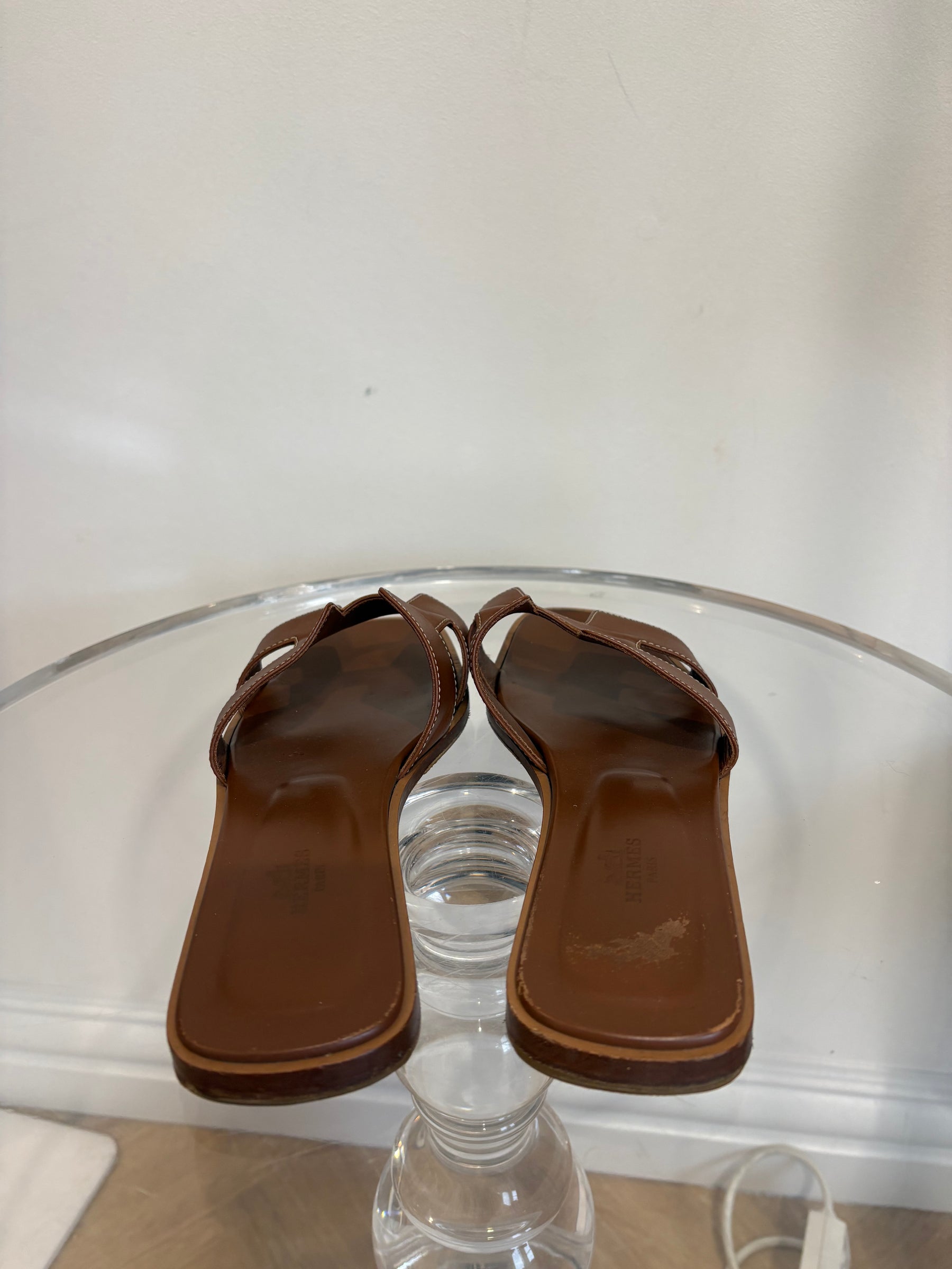 Hermès Gold Leather Oran Sandals, 39
