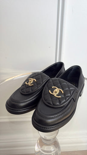 Chanel Black Quilted Leather Turnlock Loafers, 36.5