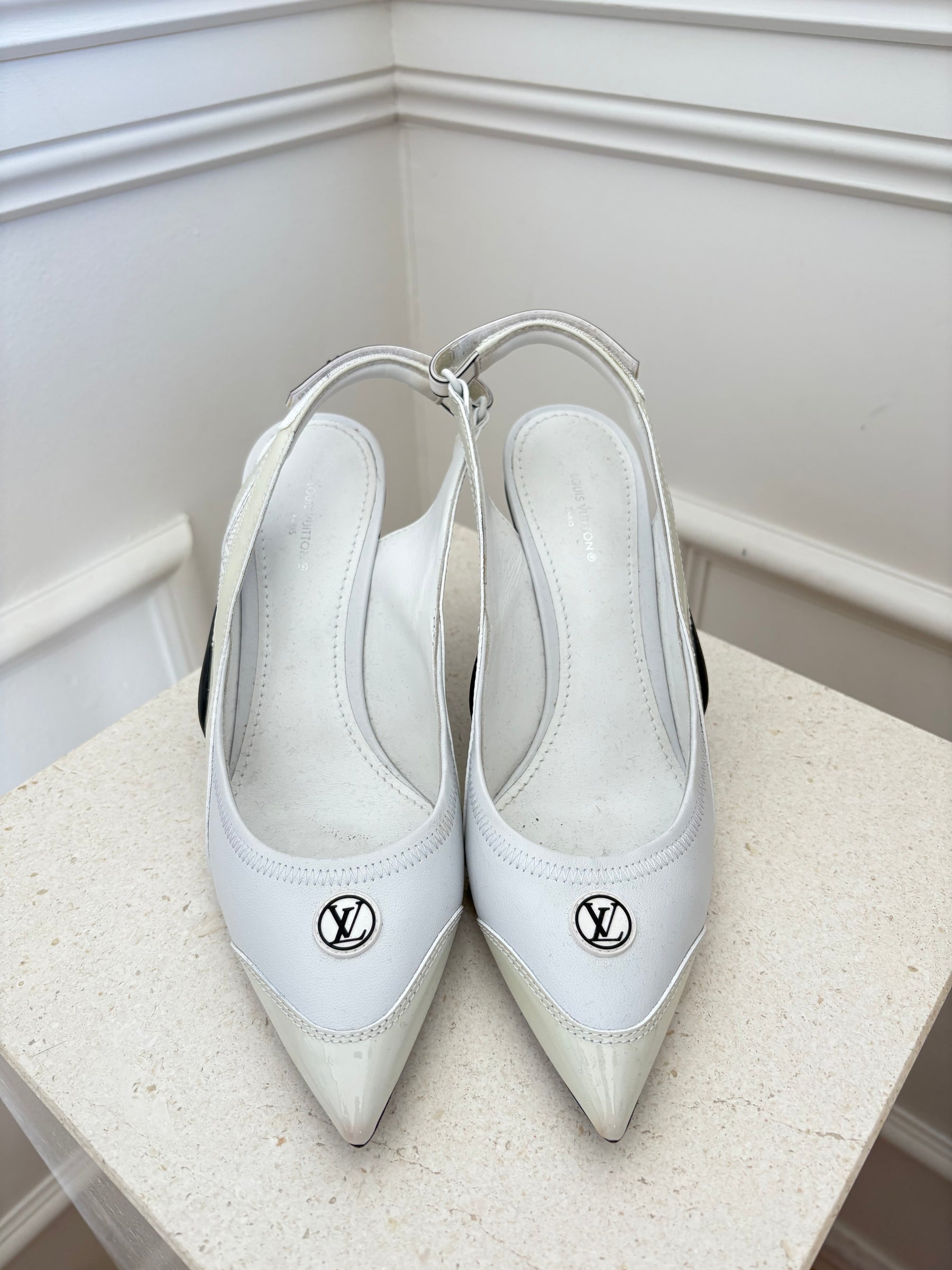 Louis Vuitton White Leather and Cream Patent Slingback Logo Pumps