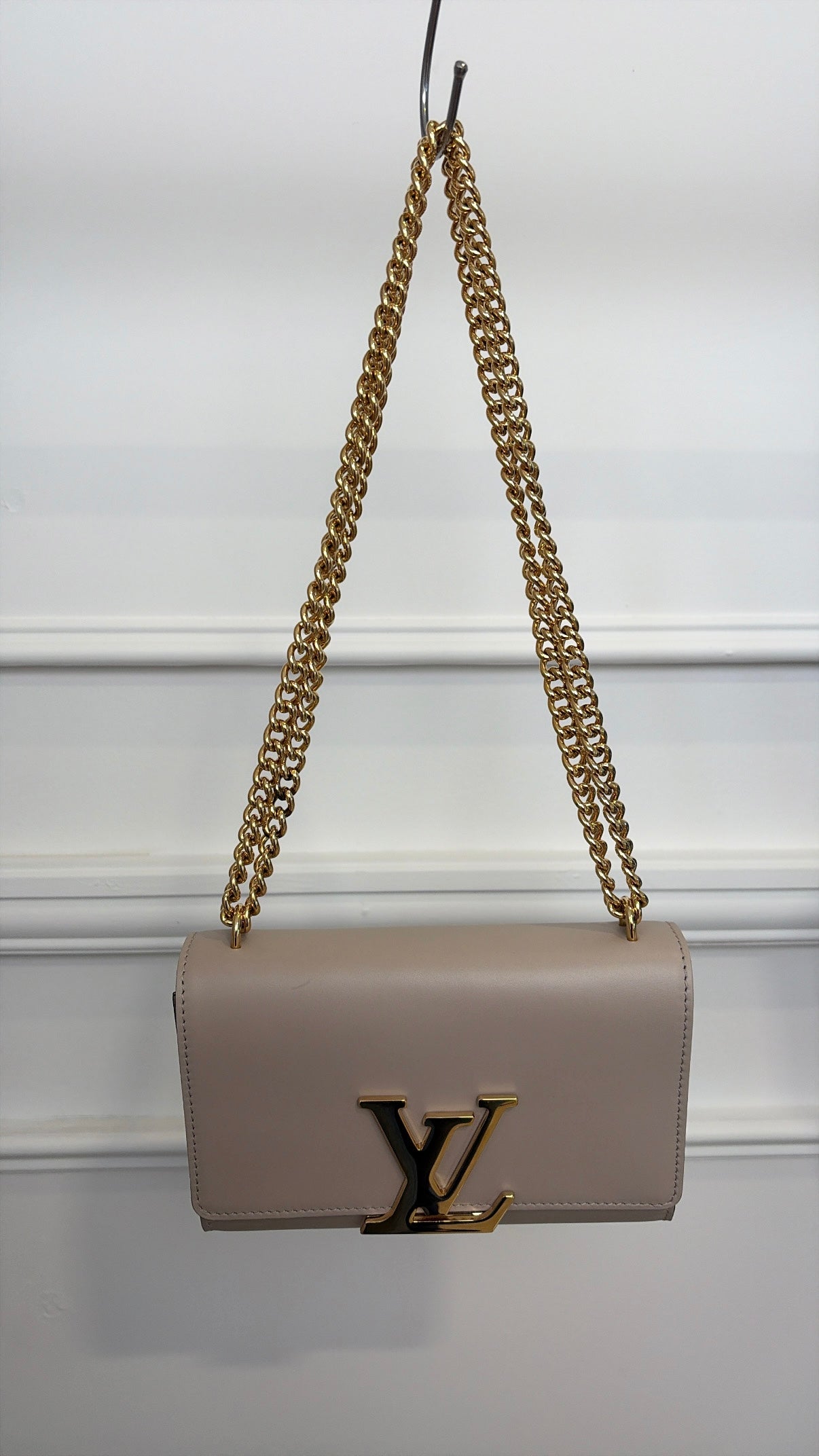 Louis Vuitton MM Louis Pochette In Smooth Leather Taupe Gold HW