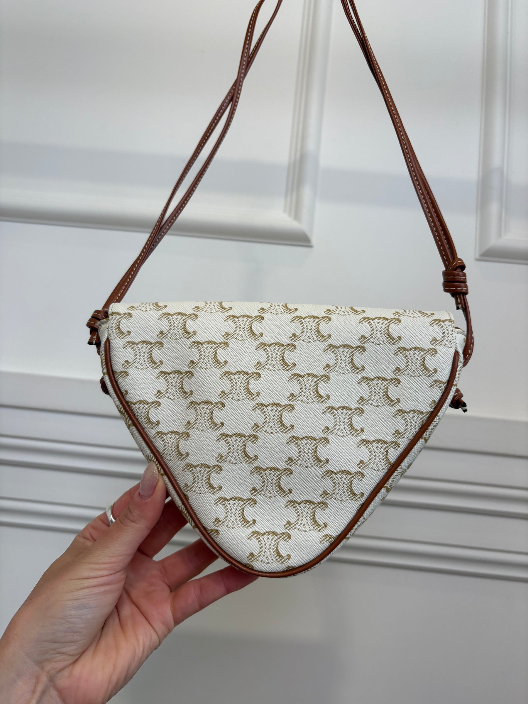Céline White Canvas Triomphe Logo Triangle Bag