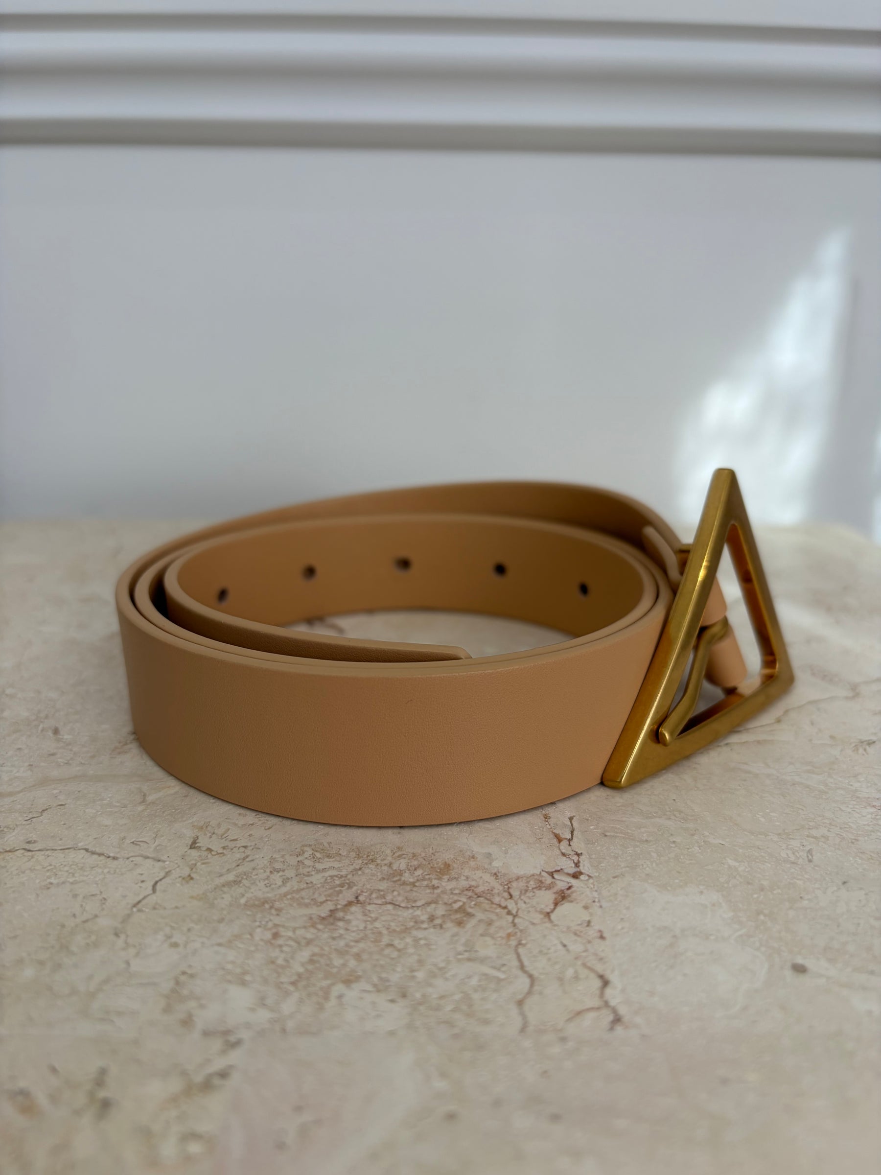 Bottega Veneta Sand Leather Triangle Belt, 75