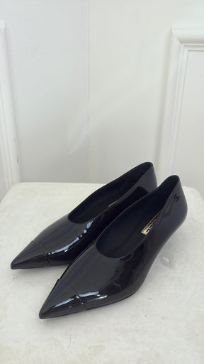 Chanel Black Patent Pointed Pumps, 37 C