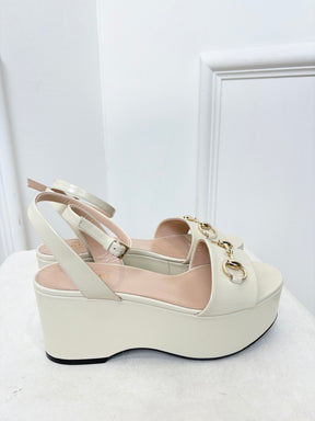 Gucci Lady Horsebit Embellished Patent Platform Sandals Ivory, 36