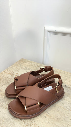 Marni Fussbett Criscross Sandal In Gold Brown, 35