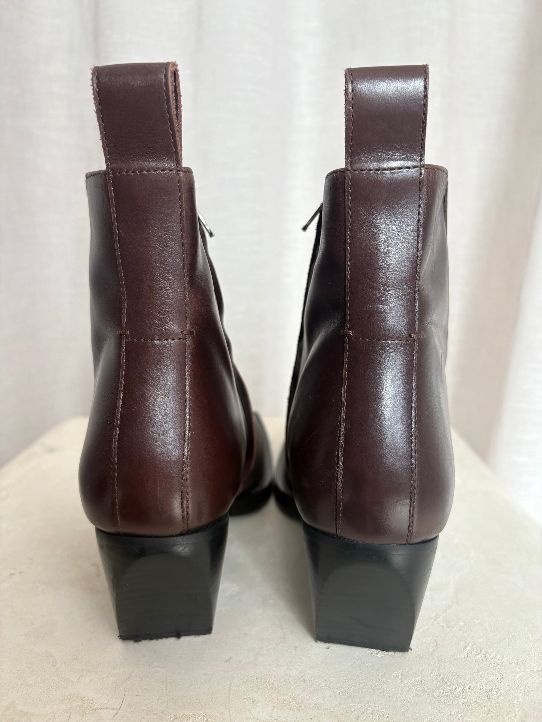 Camilla and Marc Elliana Square Toe Brown Leather Boots, 41