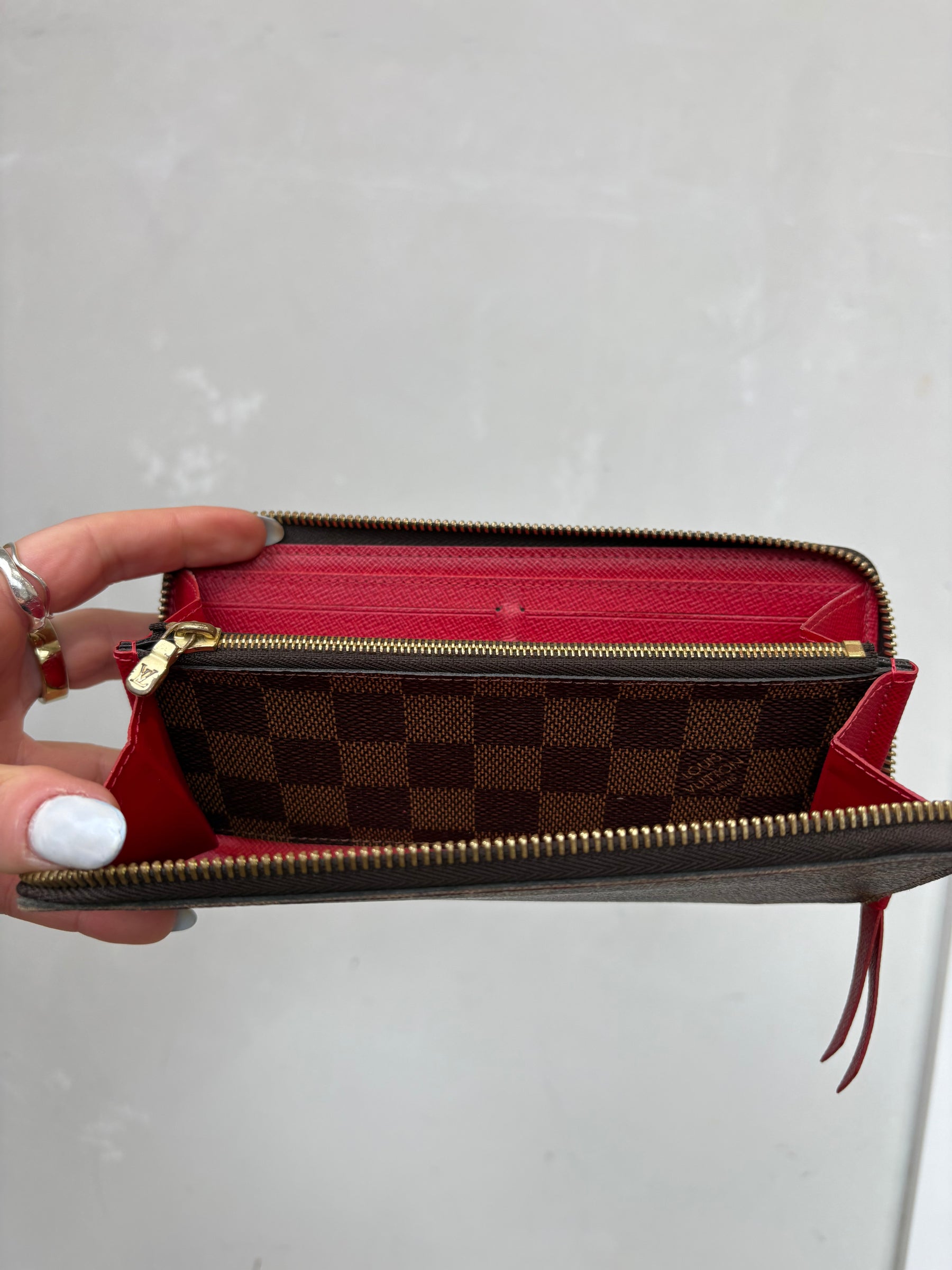 Louis Vuitton Damier Ebene Thin Zipped Wallet