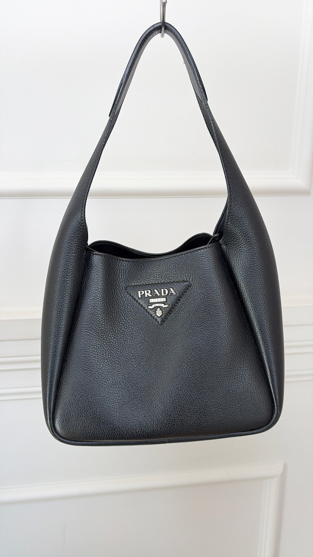 Prada Black Leather Dynamique Shoulder Hobo Bag