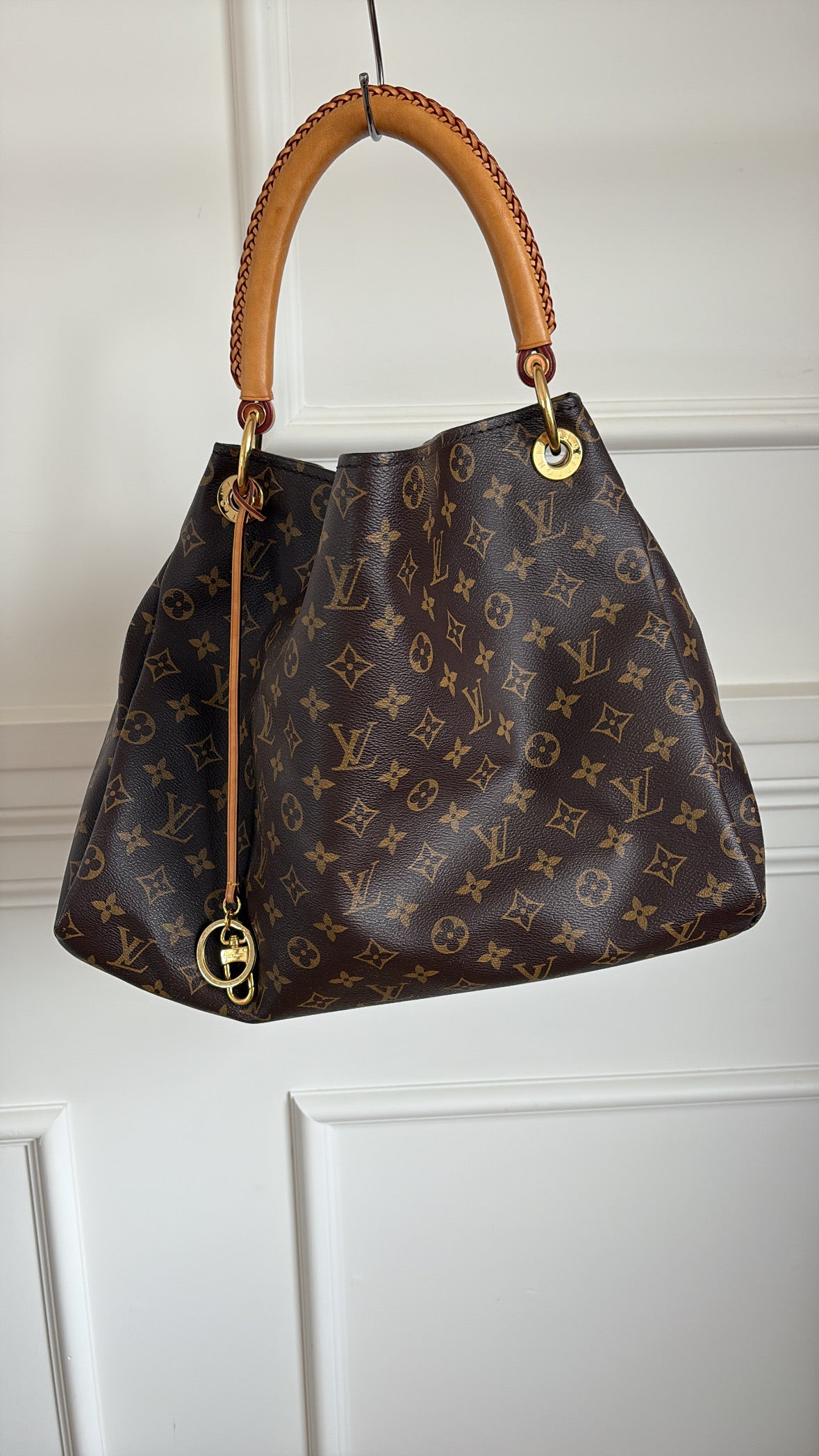 Louis Vuitton Canvas Monogram Artsy Bag