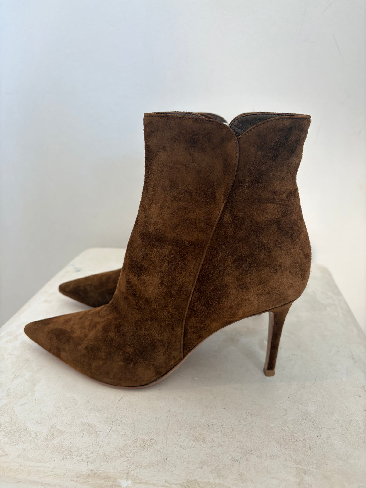 Gianvito Rossi Brown Suede Pointed Ankle Boot Stilletto, 38.5