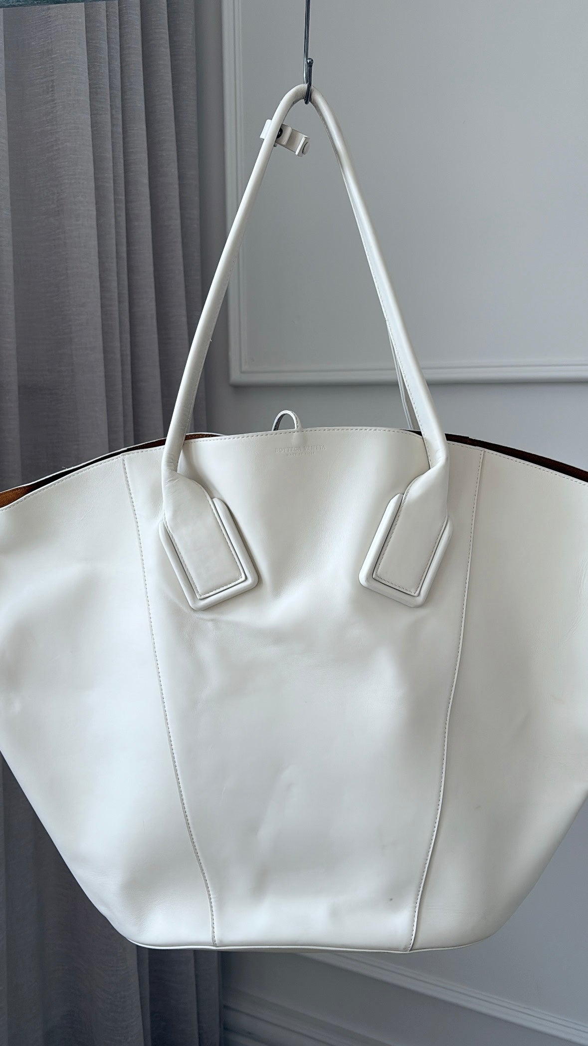 Bottega Veneta White Leather Maxi Arco Tote
