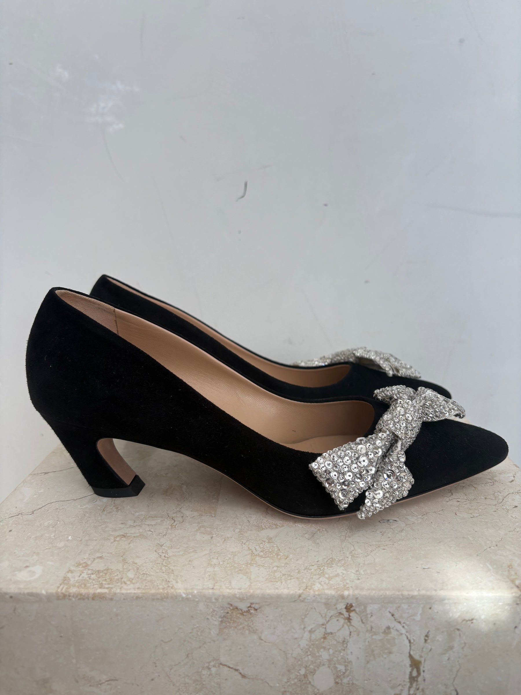 Chloe Black Suede Point Pumps Crystal Embellished Bow, 38.5