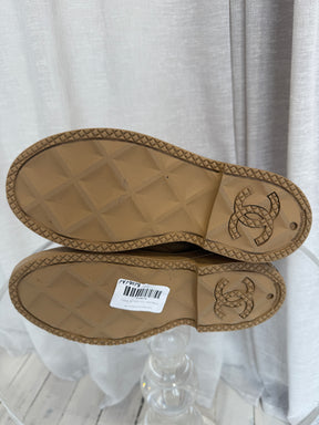 Chanel Beige Logo Gumboots, 40