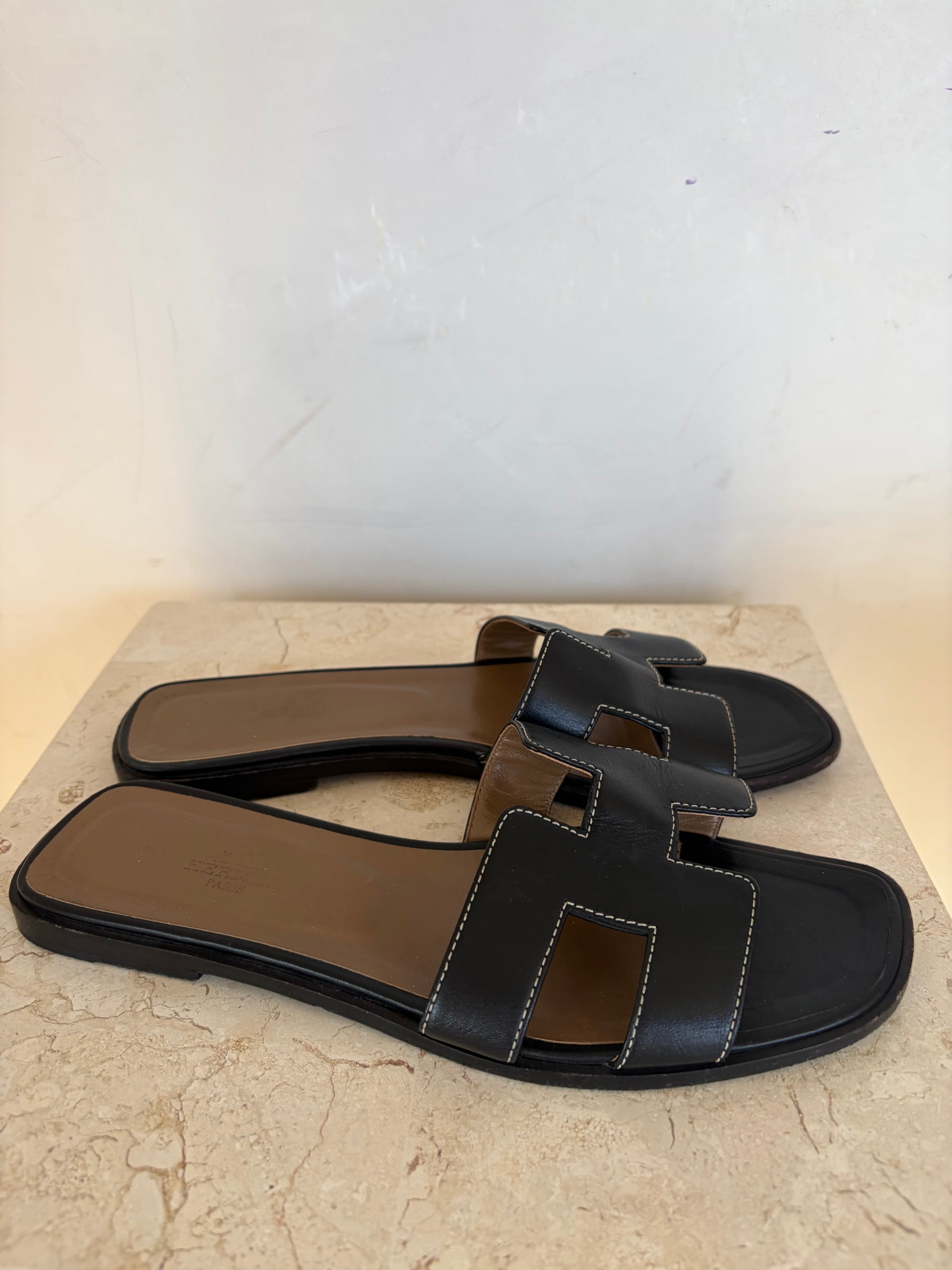 Hermes Oran Black Sandals, 39