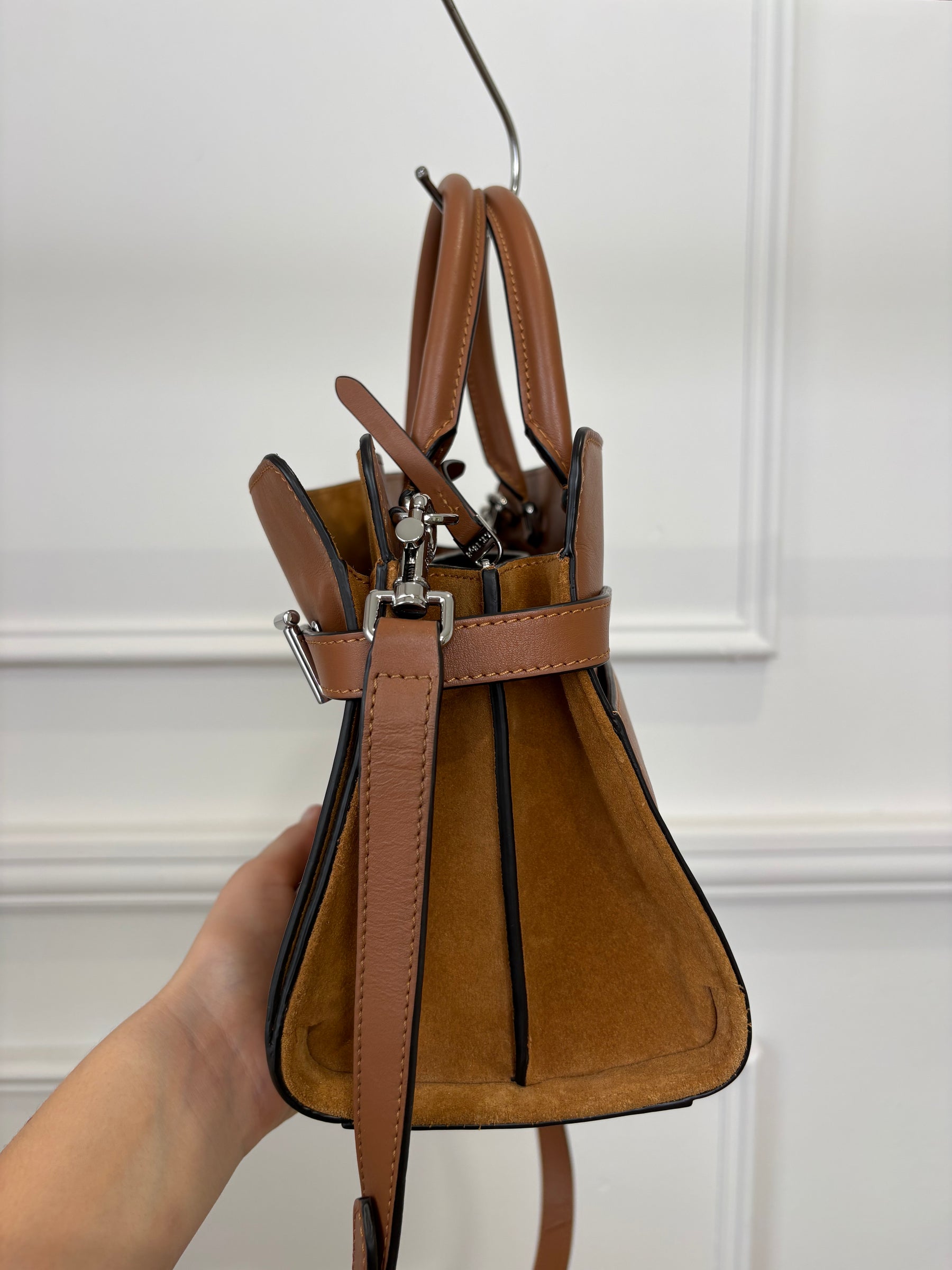 Le Tanneur Tan Leather Medium Emie Tote