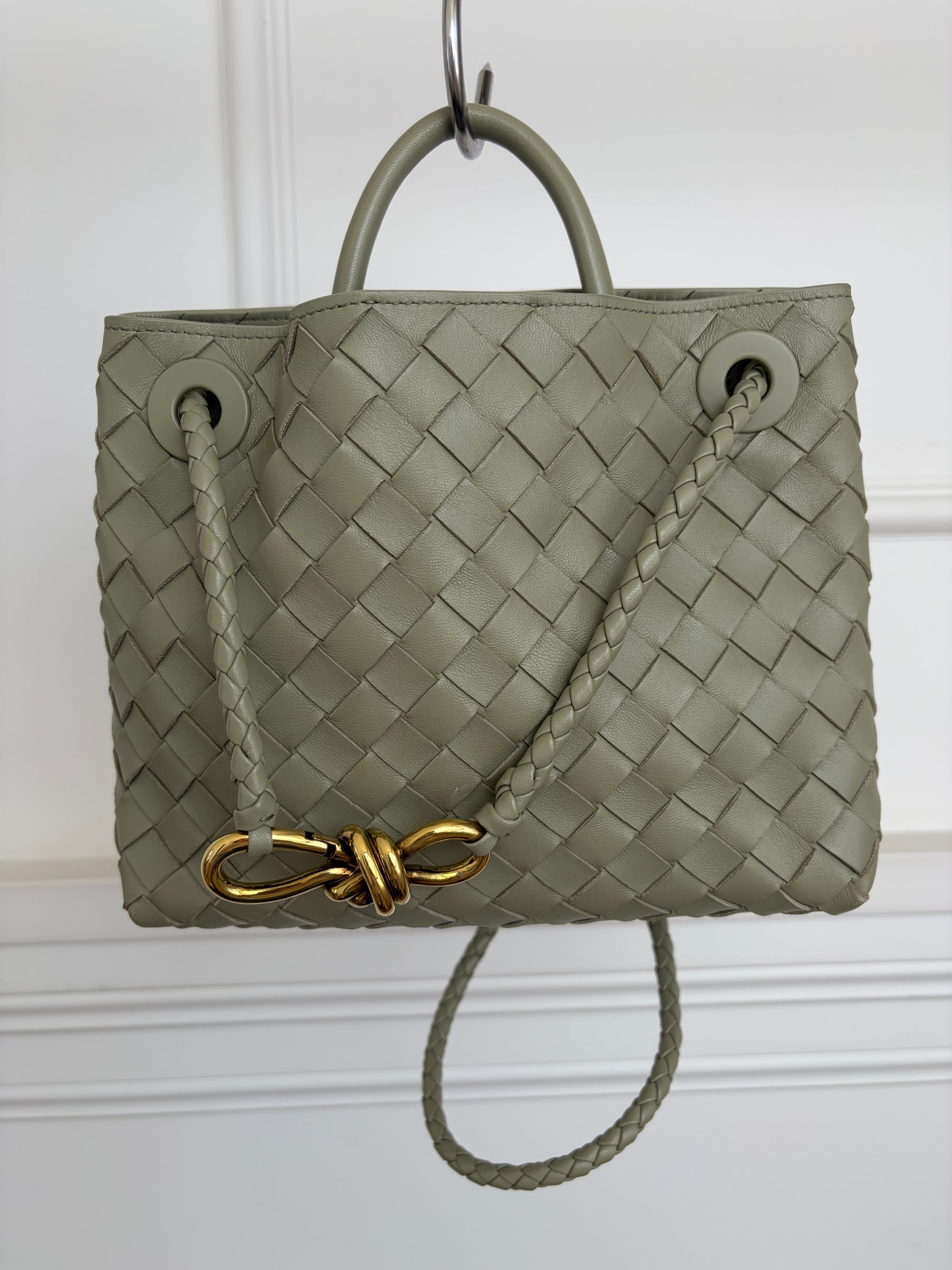 Bottega Veneta Sage Green Intercciato Leather Small Andiamo Bag