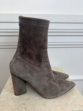 Scanlan Theodore Taupe Suede Pointed Boots, 39