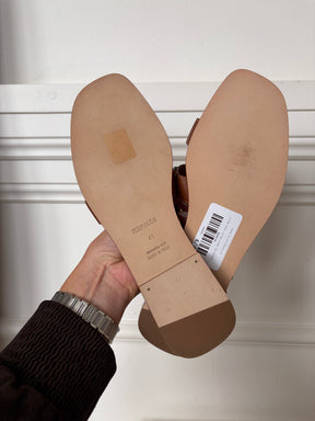 Hermès Tan Oran Sandals, 41