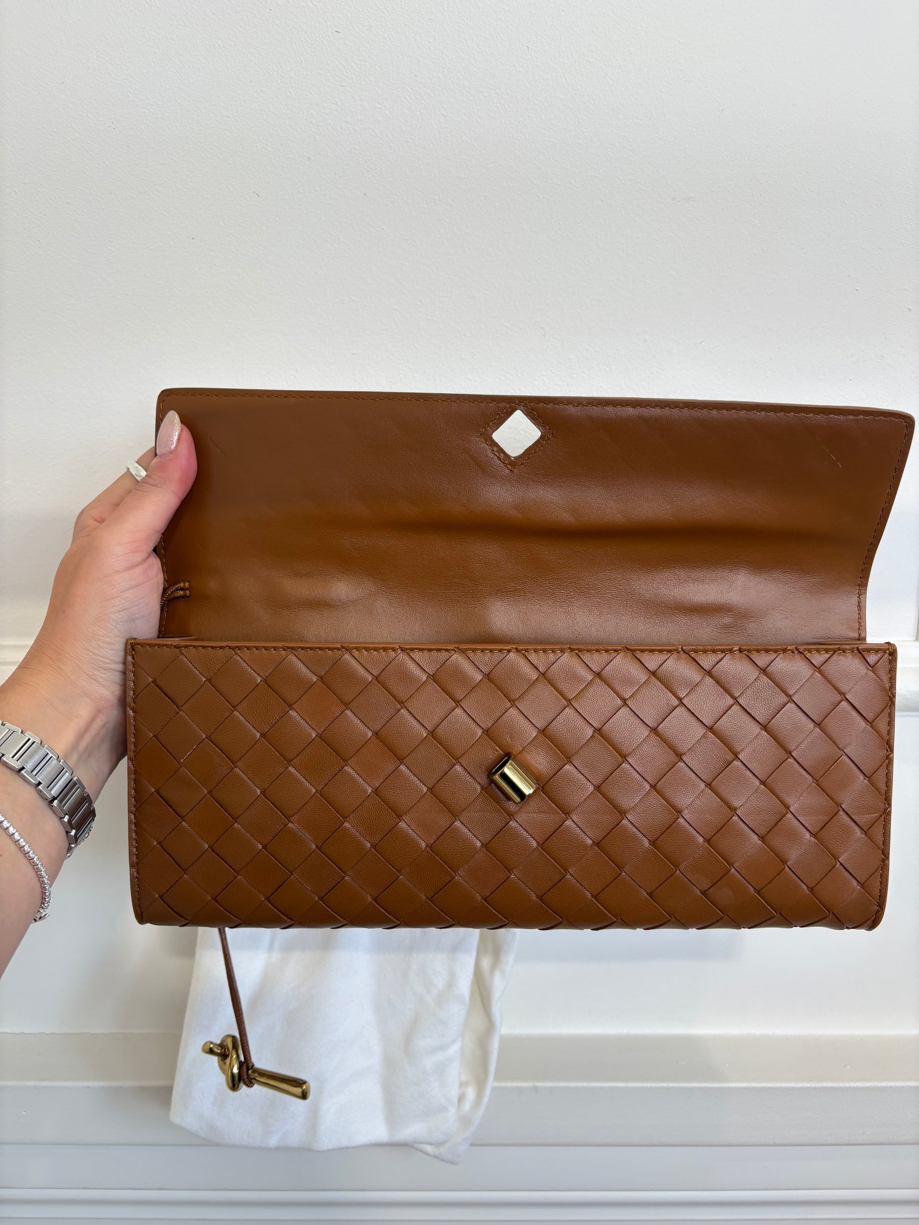 Bottega Veneta Tan Intrecciato Leather Andiamo Clutch