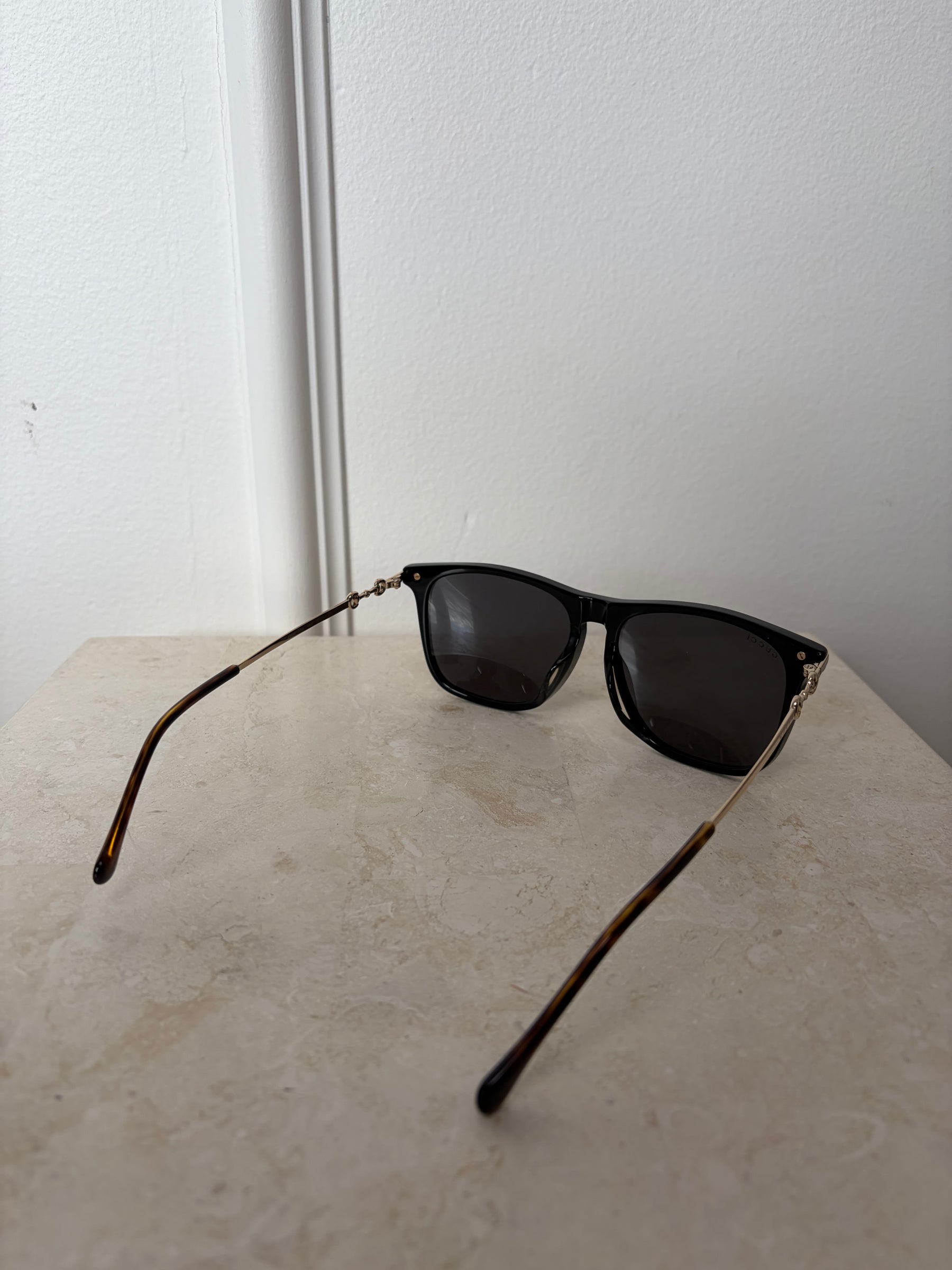 Gucci Black Frame Gold HW