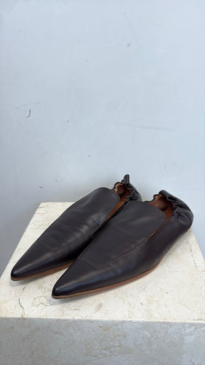 Camilla and Marc Brown Leather Pointed Flats, 41