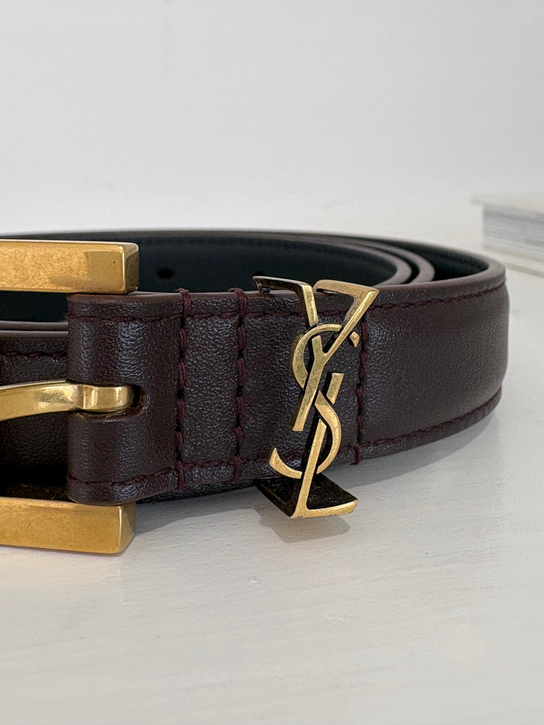 Saint Laurent Burgundy Leather Thin Logo Belt, 80