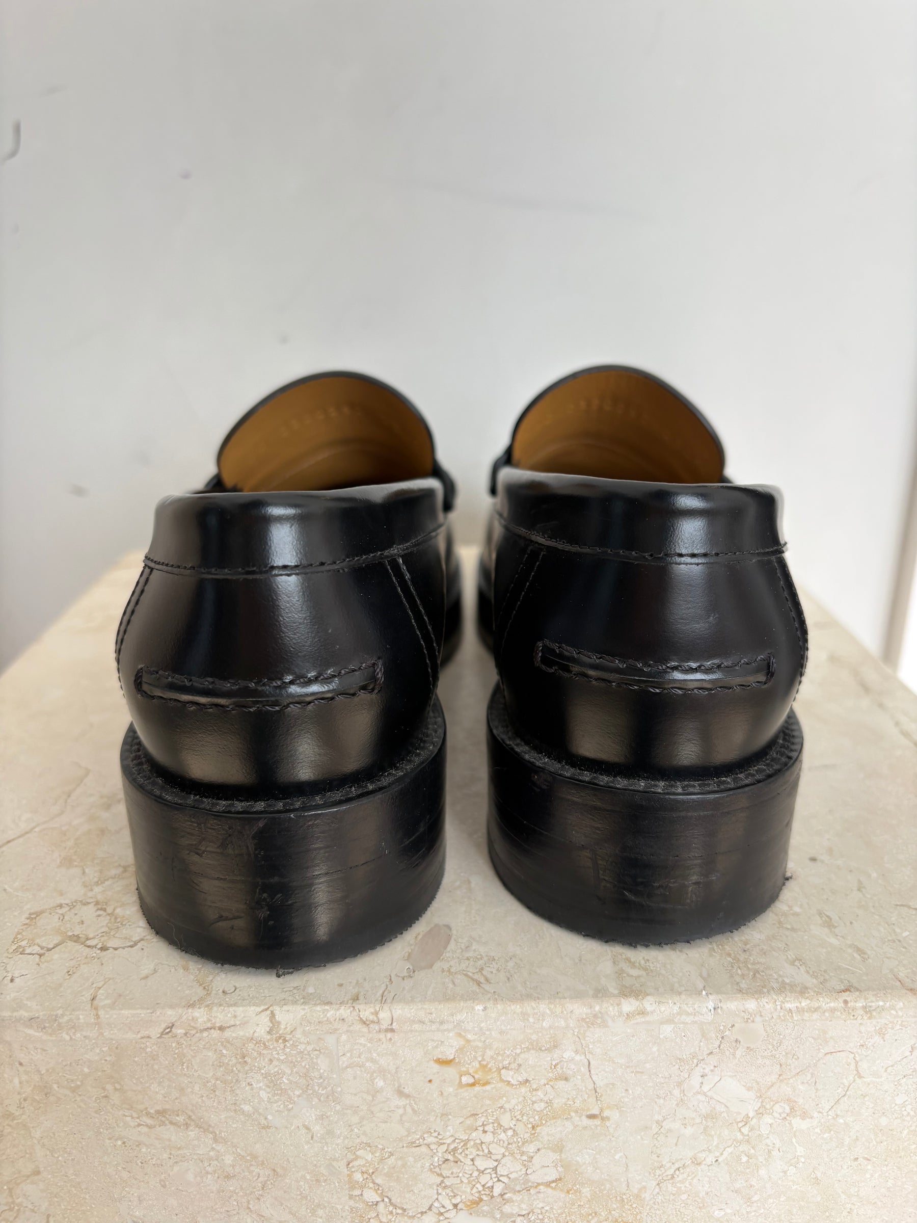 Hèrmes Black Leather 'Hour' H Logo Loafer, 38