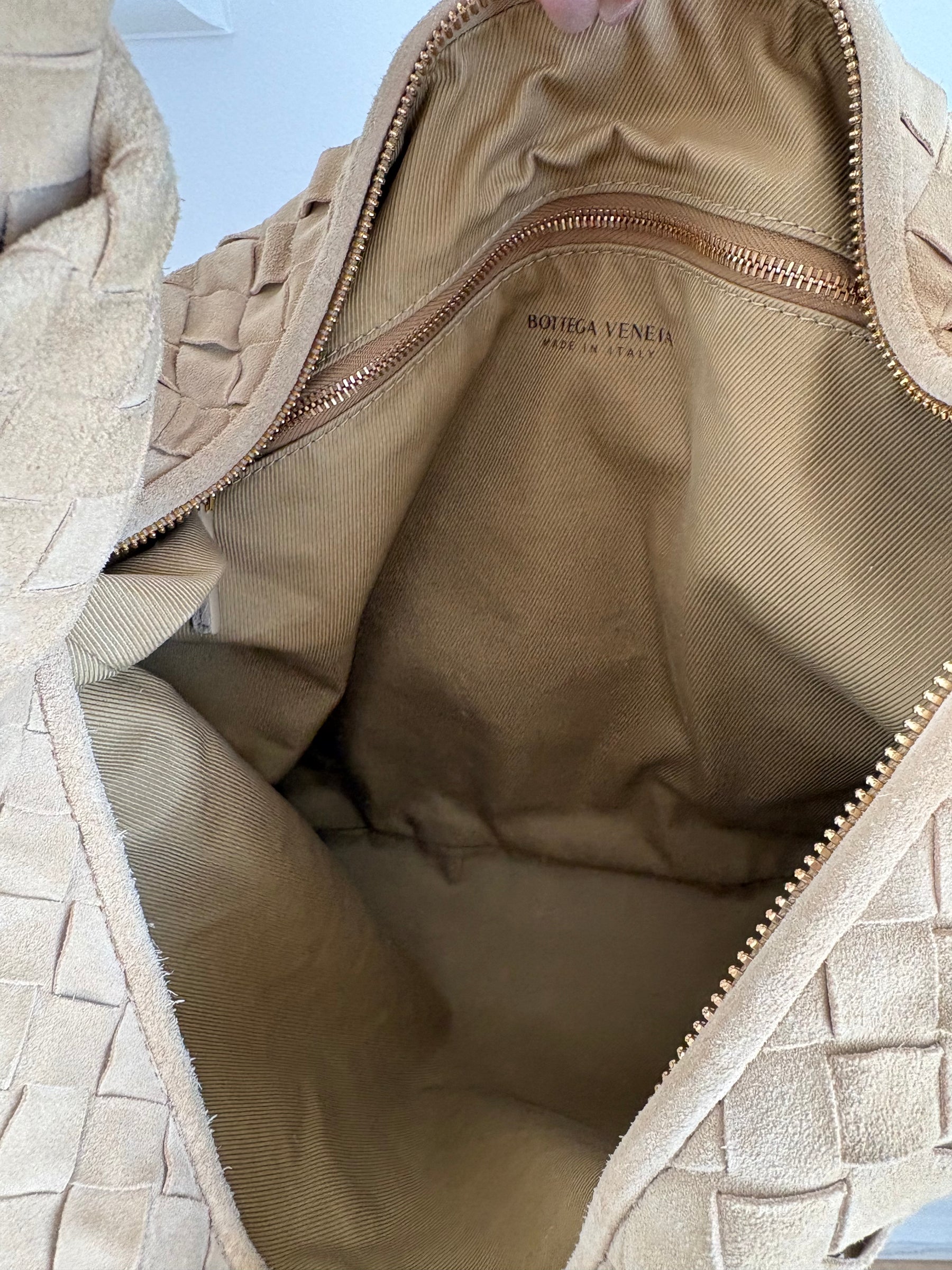 Bottega Veneta Beige Suede Jodie Bag