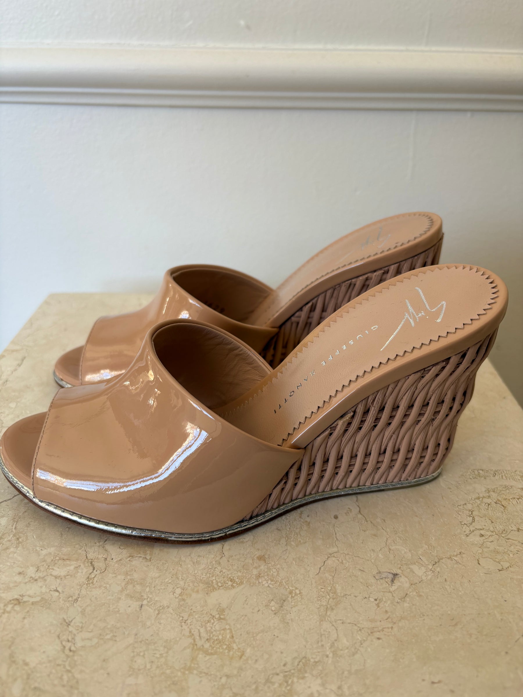 Giuseppe Zanotti Beige Patent Leather Wedge Sandals, 35