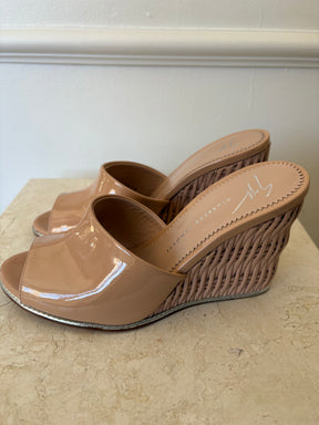 Giuseppe Zanotti Beige Patent Leather Wedge Sandals, 35