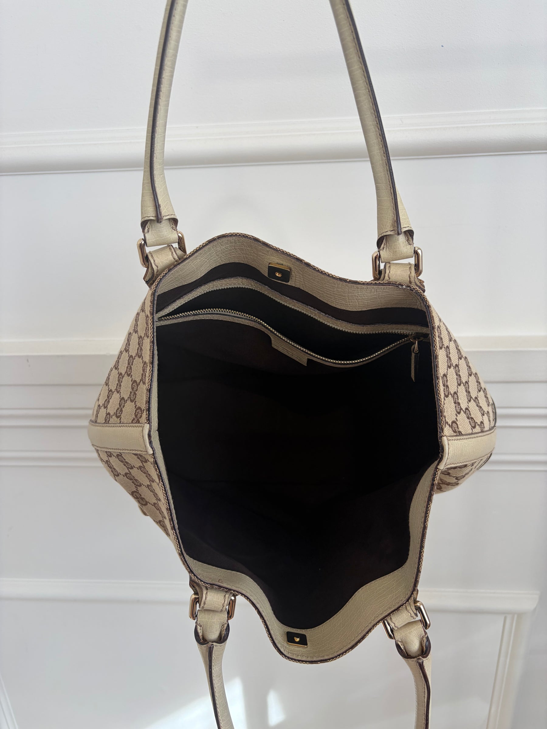 Gucci Canvas Monogram and Cream Leather Horsebit Hasler Tote