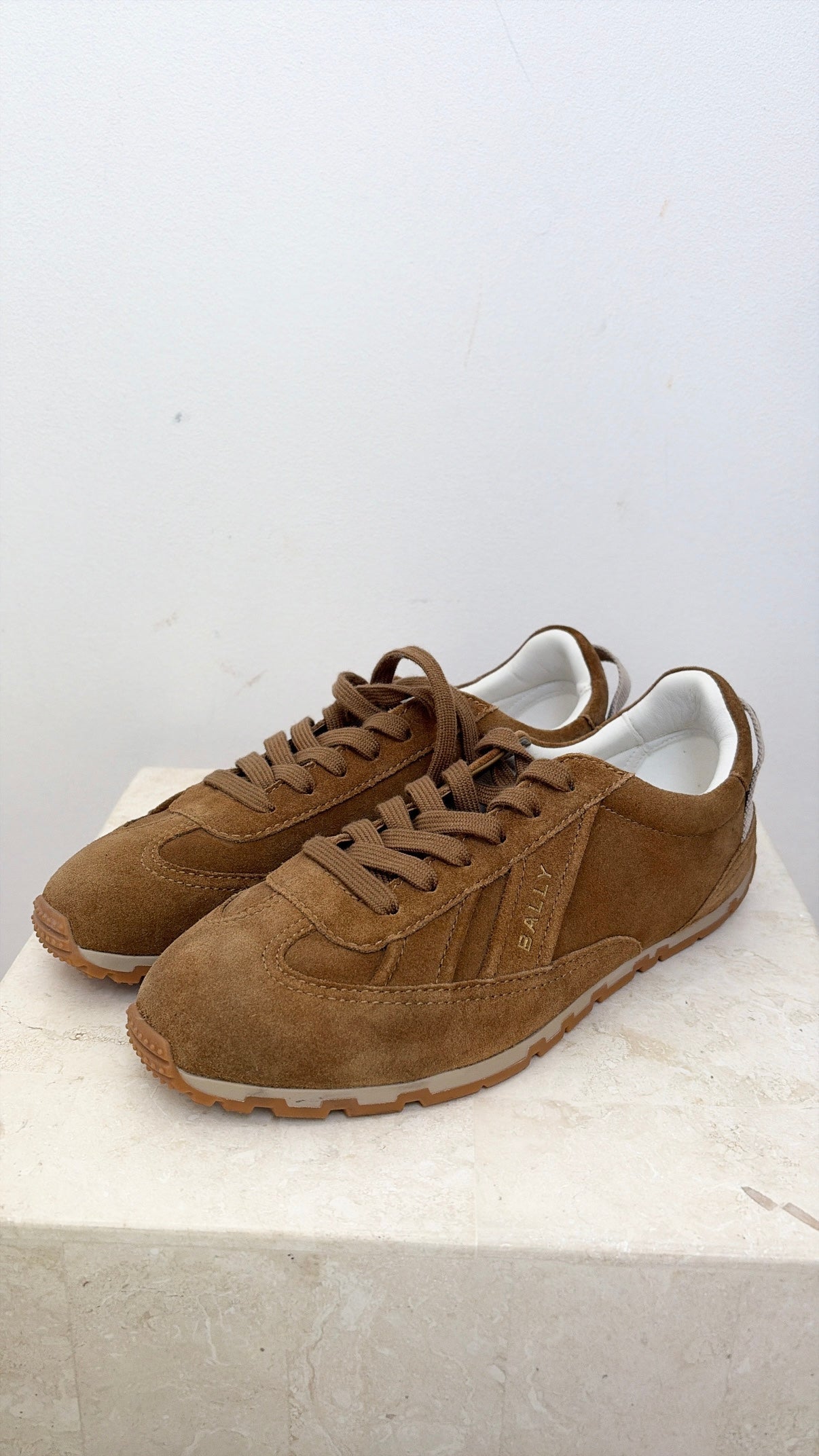 Bally Quest-W Calf Suede Sneaker In Camel, 37.5