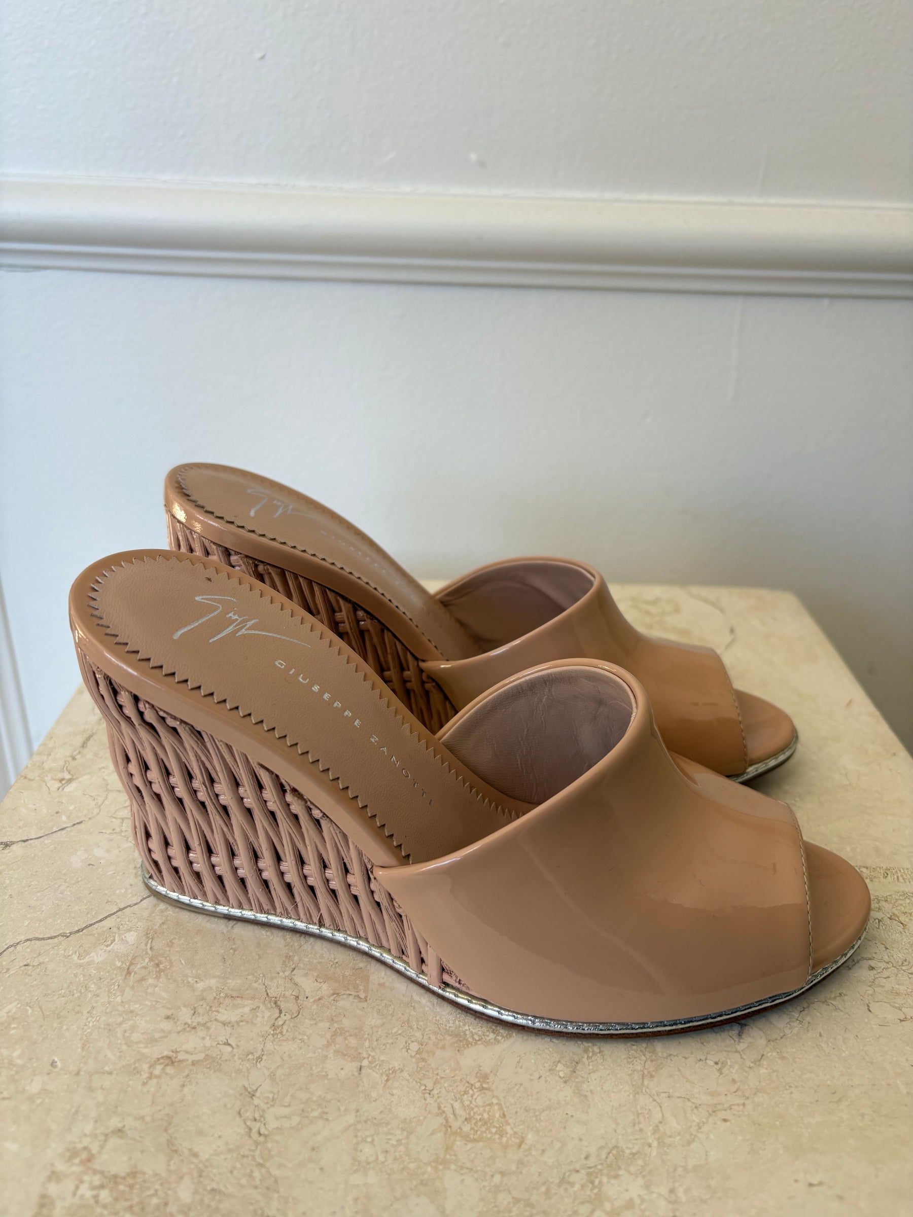 Giuseppe Zanotti Beige Patent Leather Wedge Sandals, 35