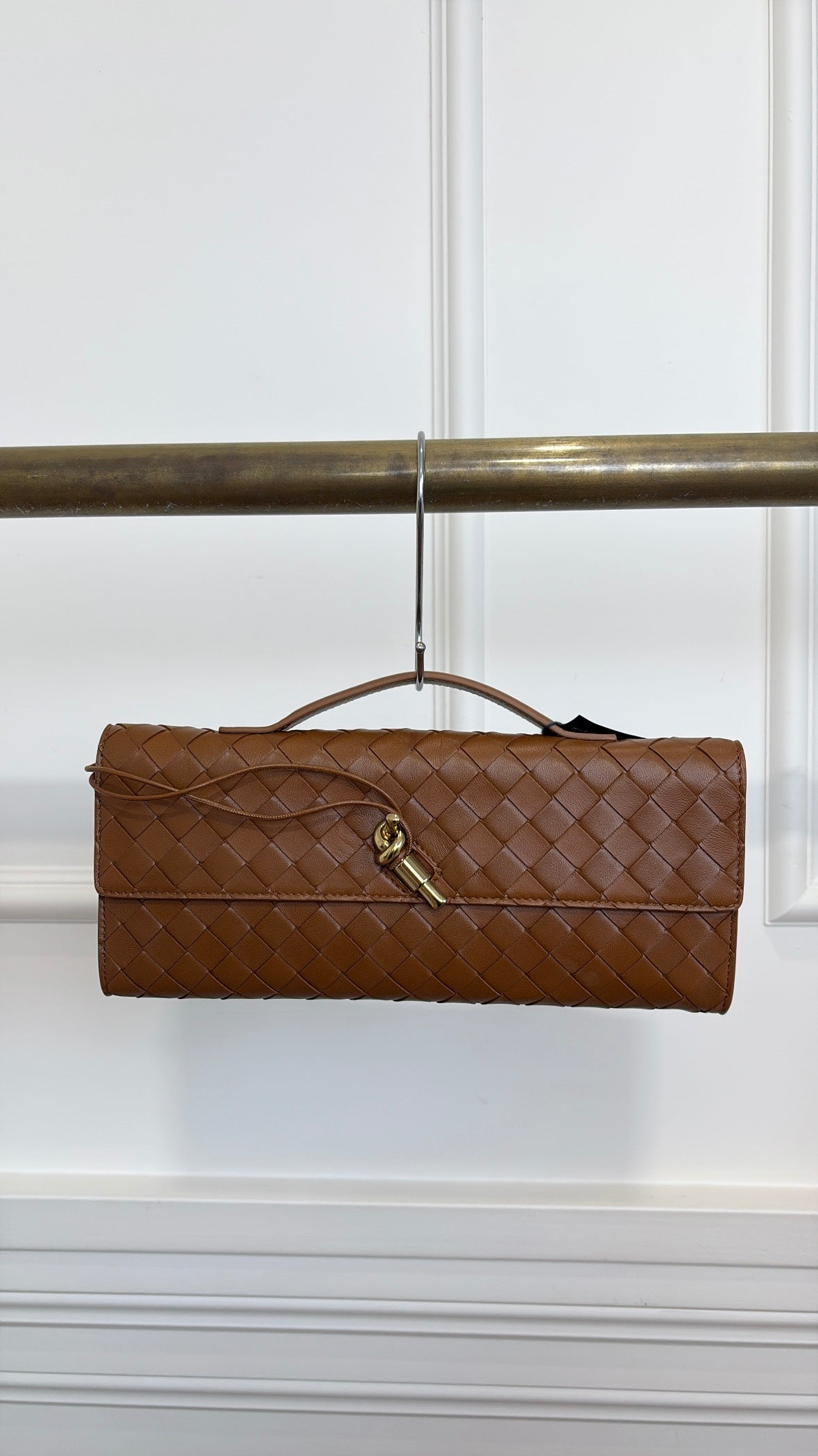 Bottega Veneta Tan Intrecciato Leather Andiamo Clutch