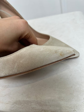 Gianvito Rossi Ellipsis Beige Suede Pumps, 38